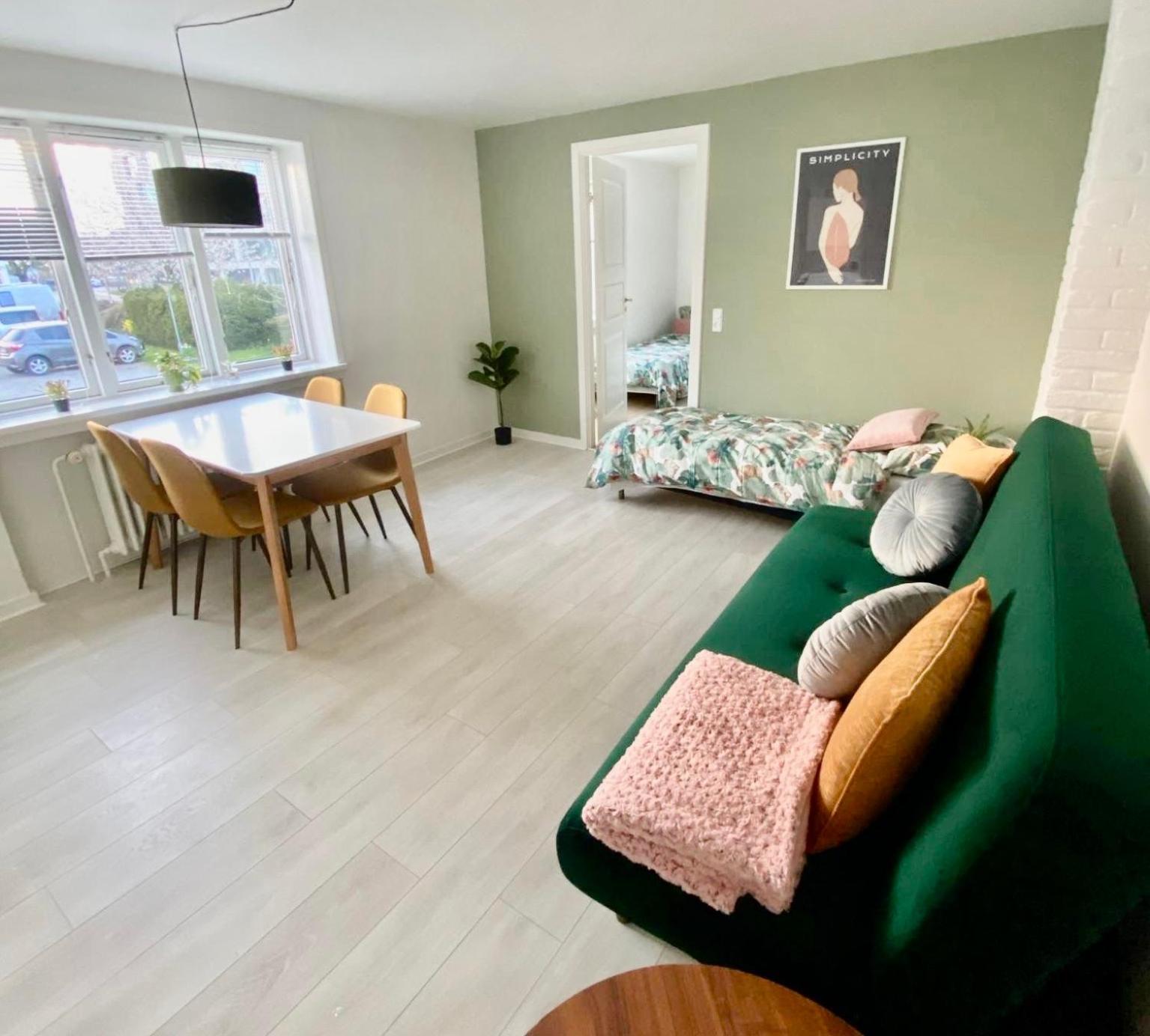 5 Minute Walk To Lego House - 50M2 Cozy Apartment- D Unit Billund Luaran gambar