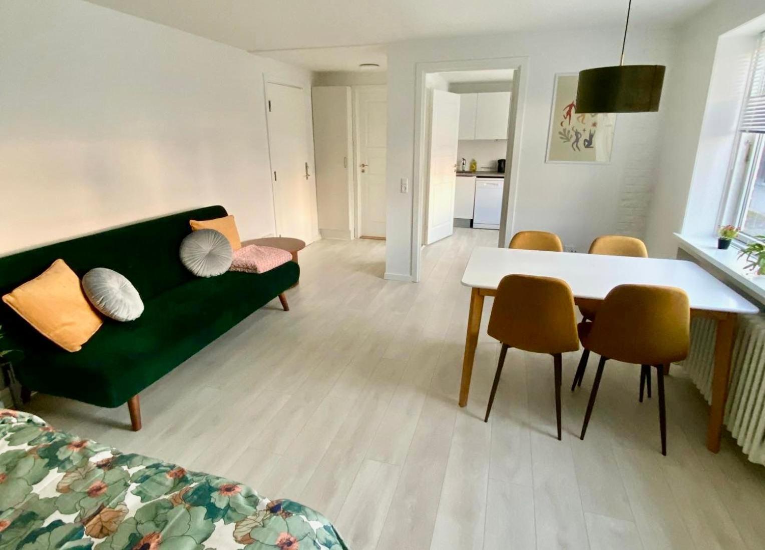 5 Minute Walk To Lego House - 50M2 Cozy Apartment- D Unit Billund Luaran gambar